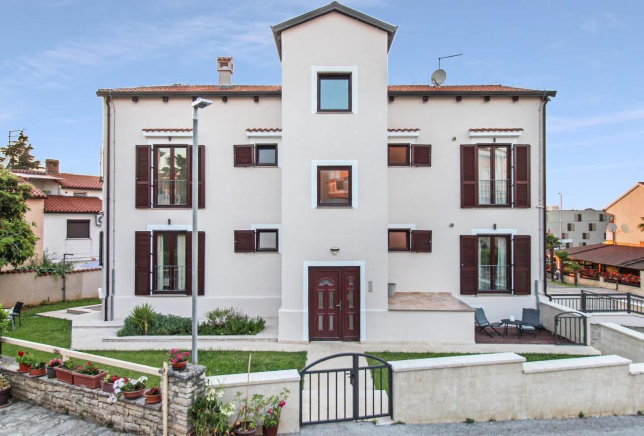 Apartments Villa Alba II Poreč Dış mekan fotoğraf