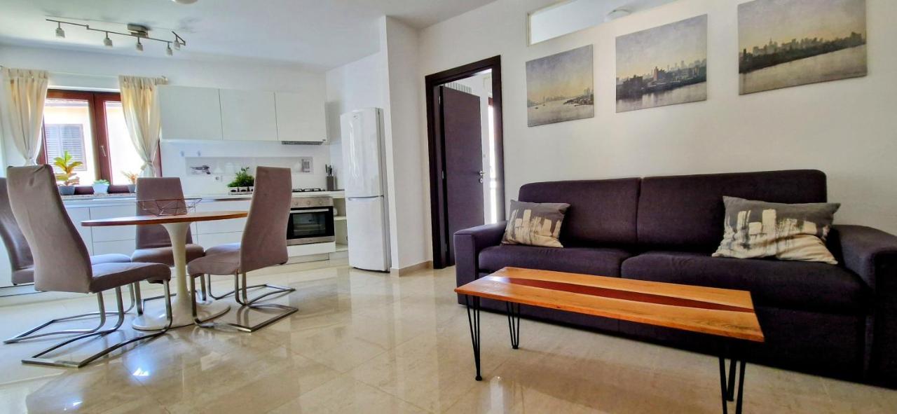 Apartments Villa Alba II Poreč Dış mekan fotoğraf